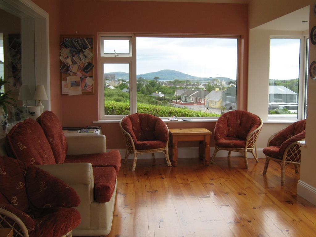 Iveragh Heights Bed and Breakfast Cahersiveen Δωμάτιο φωτογραφία